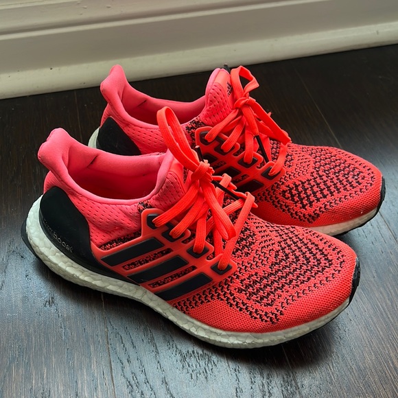 Adidas ultraboost limited edition colourway size 5Y or 6.5 women’s - Picture 1 of 5